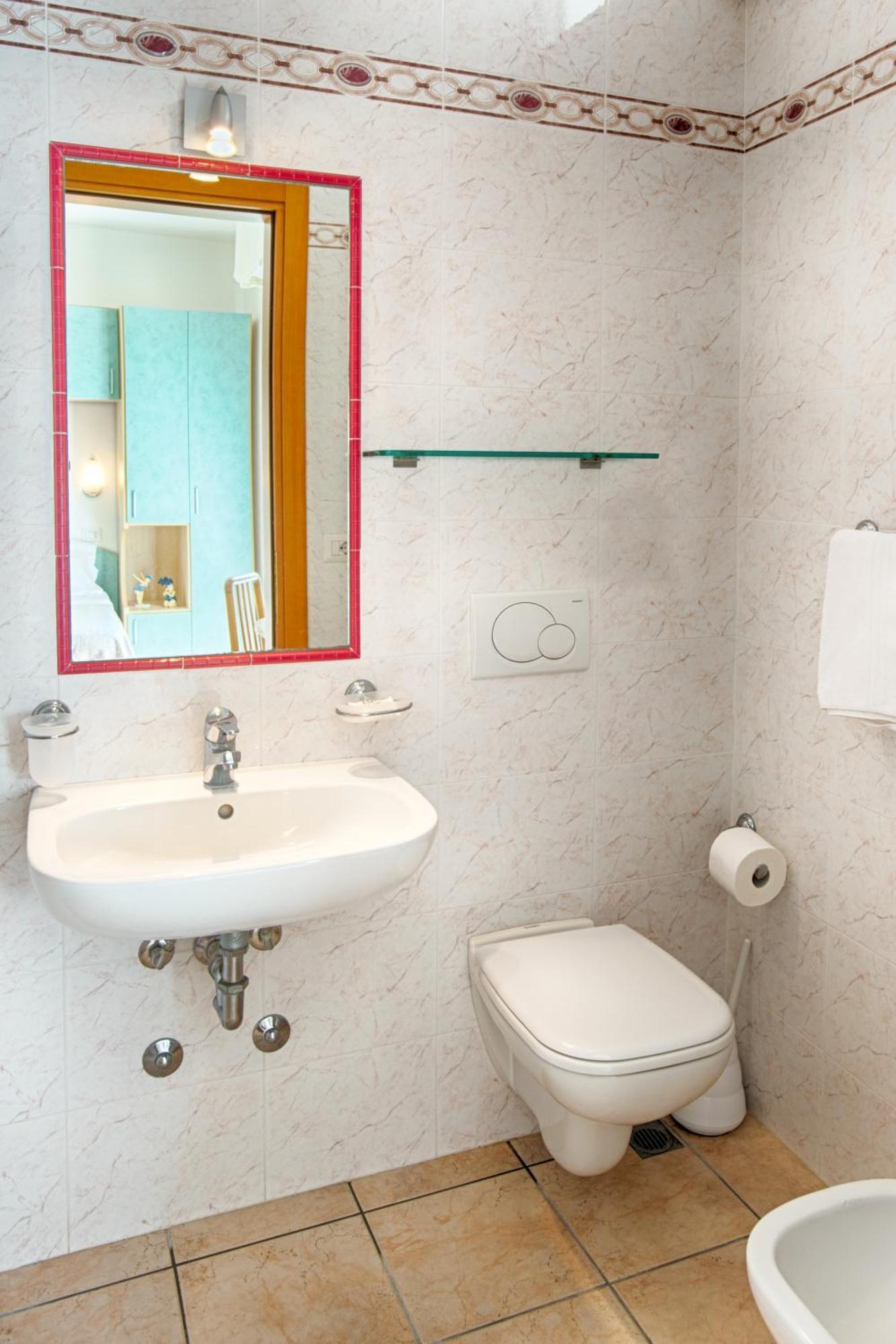 Villa Zavatta "B&B - Rooms & Apartments" Белларія-Іджеа-Марина Екстер'єр фото